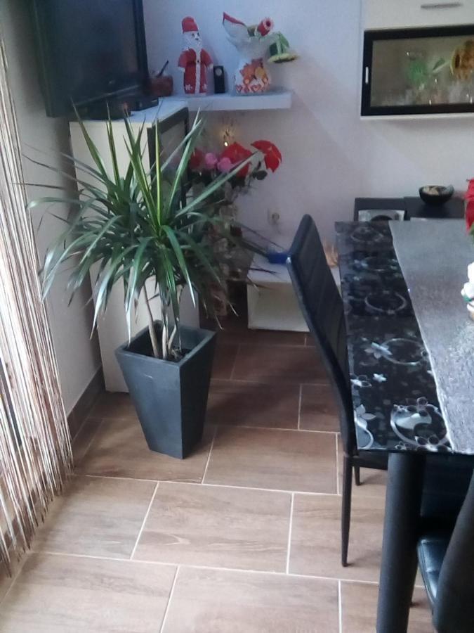 Vera Apartment Kampor Kültér fotó