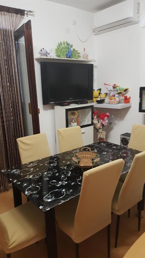 Vera Apartment Kampor Kültér fotó