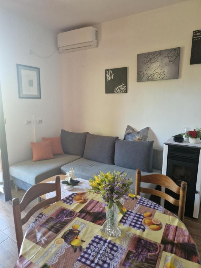 Vera Apartment Kampor Kültér fotó