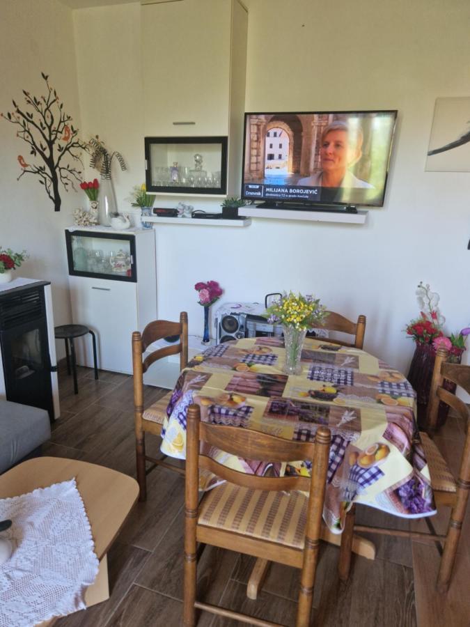 Vera Apartment Kampor Kültér fotó