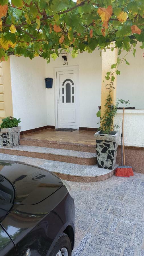 Vera Apartment Kampor Kültér fotó