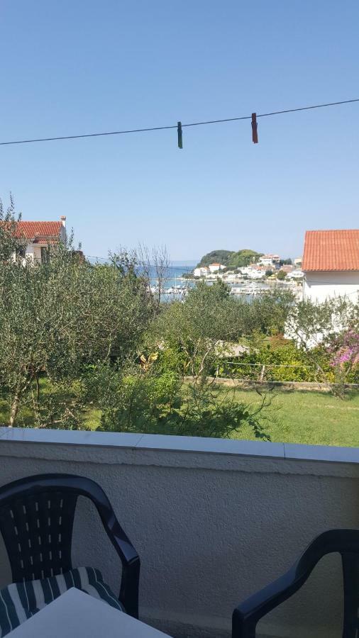 Vera Apartment Kampor Kültér fotó